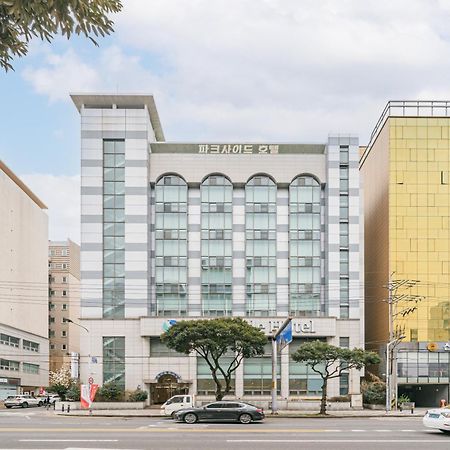 Jeju Parkside Tourist Hotel Eksteriør billede