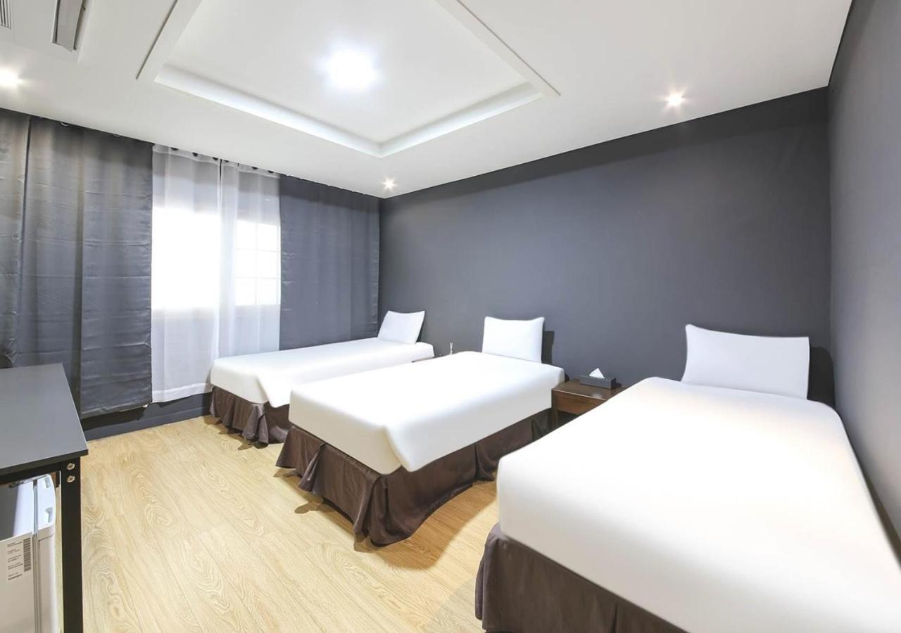 Jeju Parkside Tourist Hotel Eksteriør billede