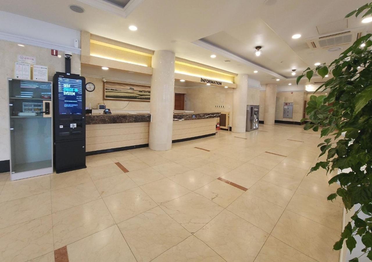 Jeju Parkside Tourist Hotel Eksteriør billede