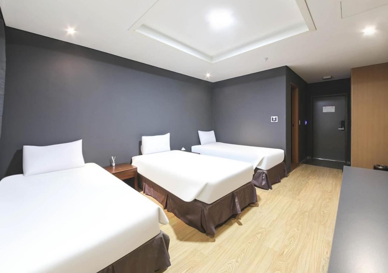 Jeju Parkside Tourist Hotel Eksteriør billede