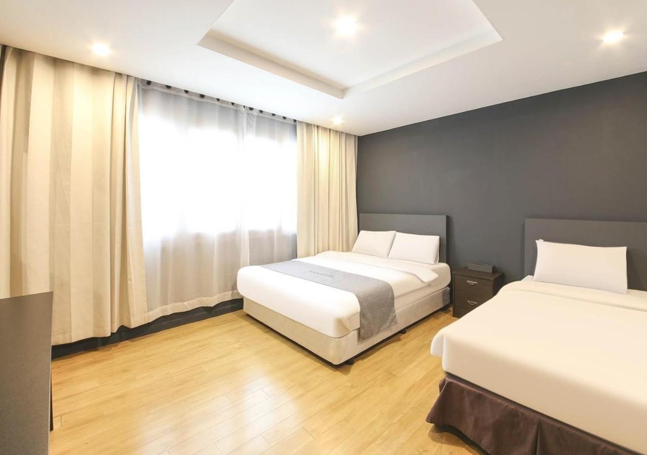 Jeju Parkside Tourist Hotel Eksteriør billede