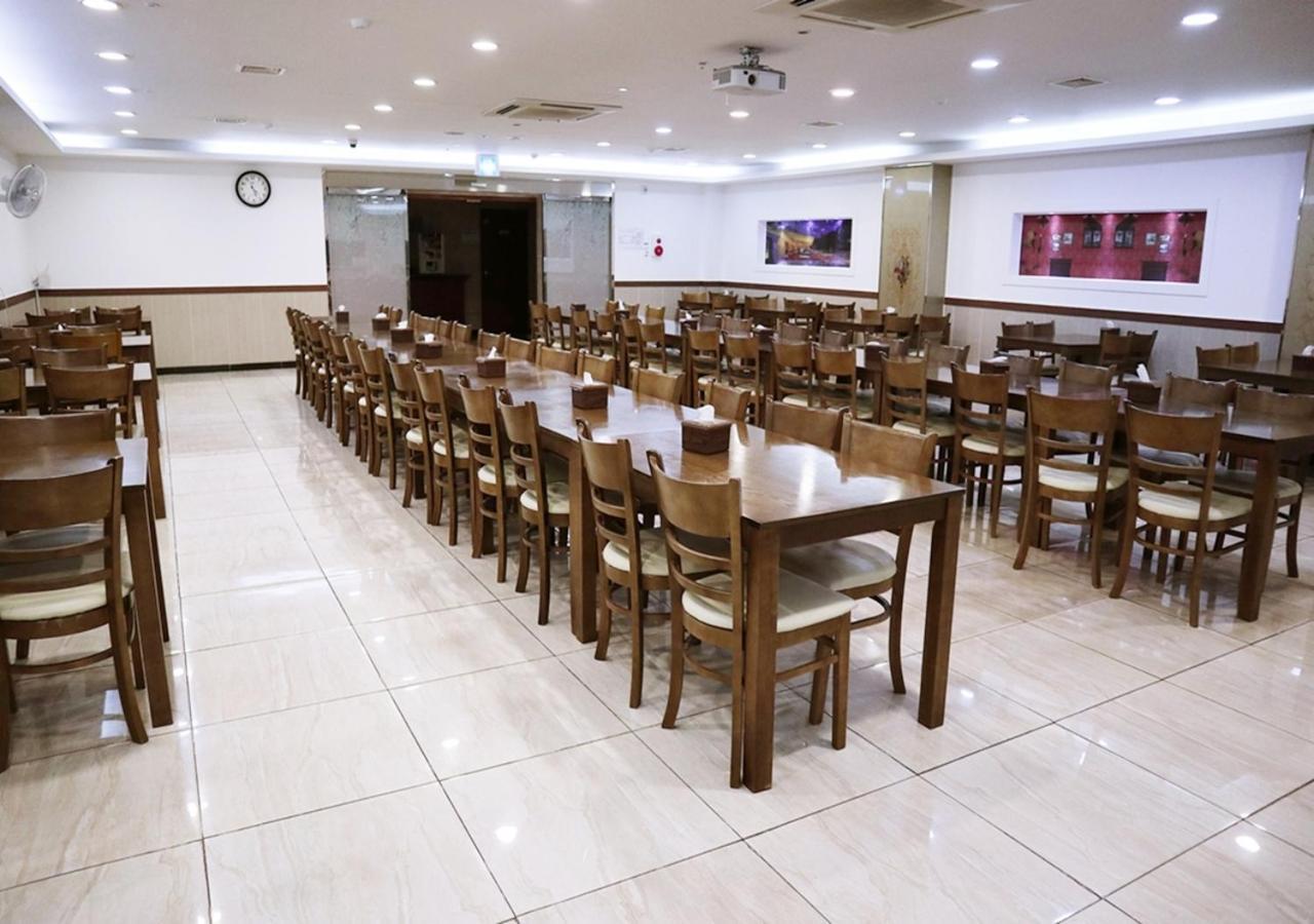 Jeju Parkside Tourist Hotel Eksteriør billede